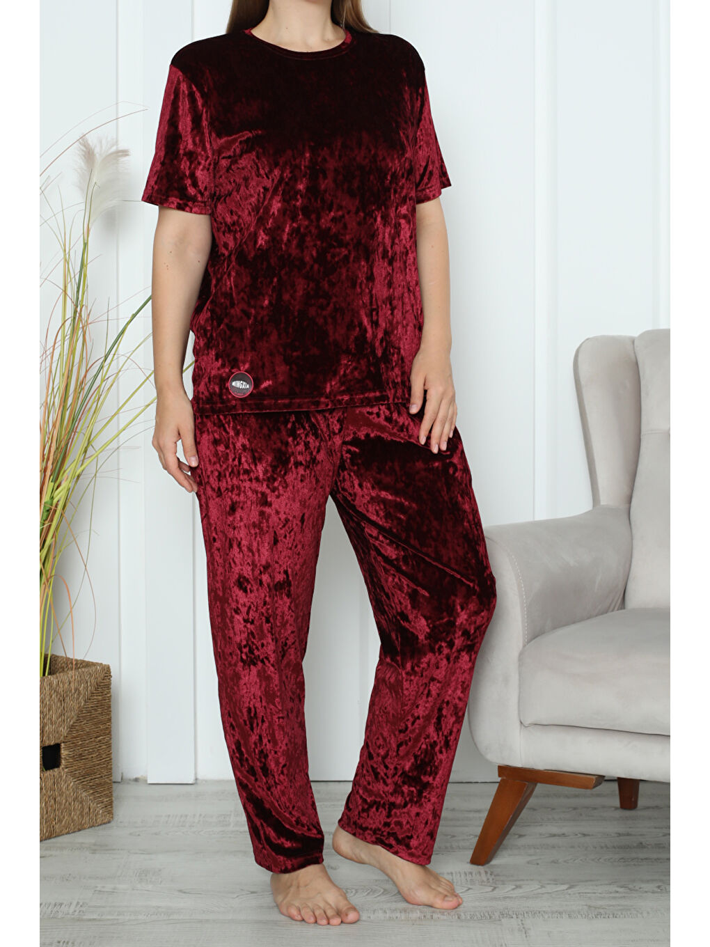 Bordo Kadın Kadife Kısa Kollu Pijama Takımı Büyük Beden