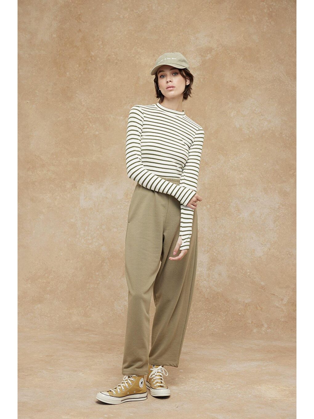 Parmak Geçirmeli Çizgili Body Haki-1