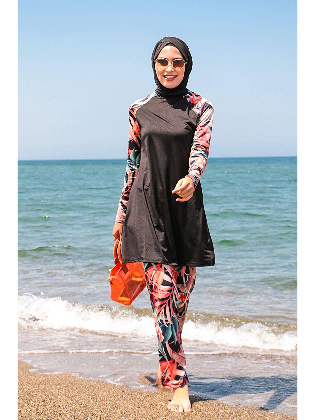 Siyah İp Bağlamalı 4’lü Çiçek desenli Tam Kapalı Tesettür Mayo   1945-1