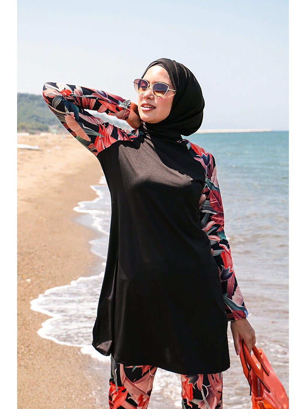 Siyah İp Bağlamalı 4’lü Çiçek desenli Tam Kapalı Tesettür Mayo   1945-3