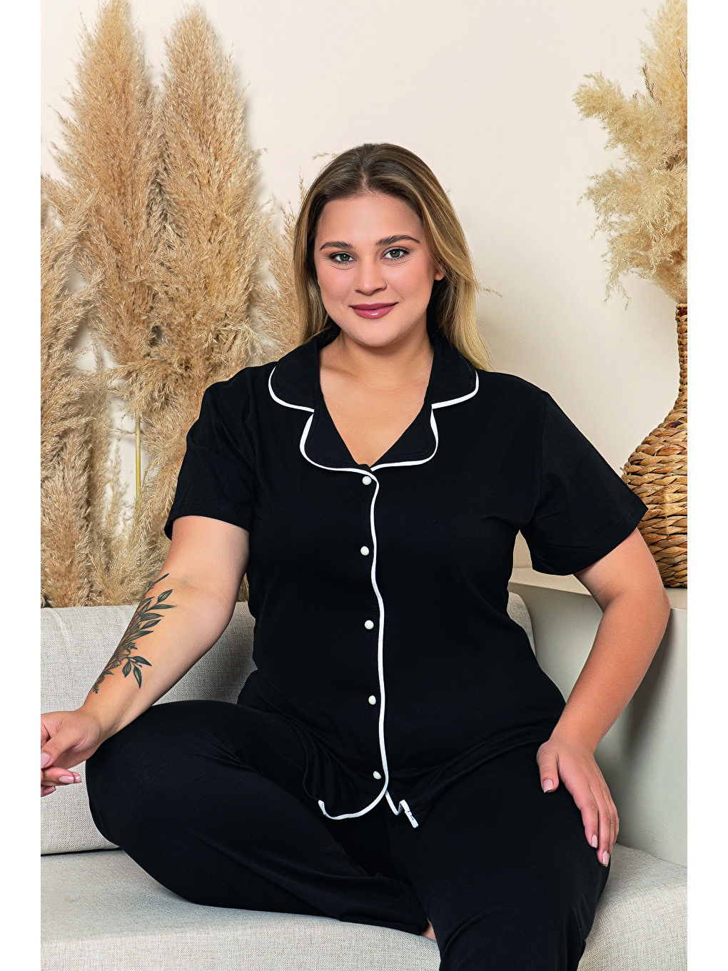 Siyah Kadın %100 Pamuk Biyeli Yüksek Kaliteli Gömlek Yaka Düğmeli Kısa Kollu Battal Pijama Takımı-1