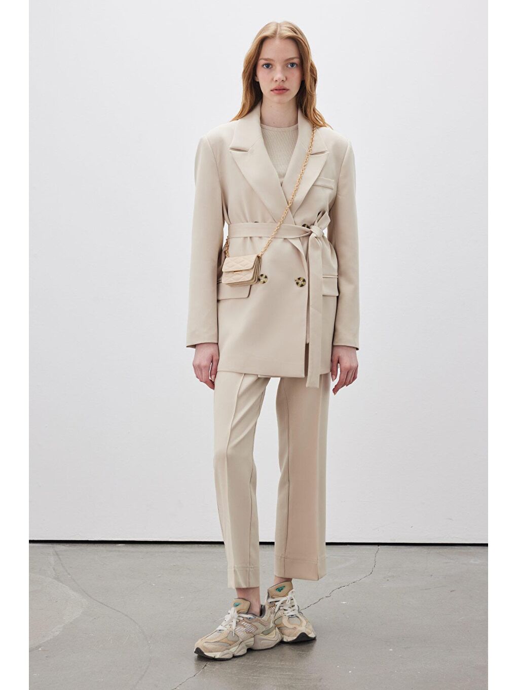 Düz Kesim Kumaş Pantolon Koyu Bej