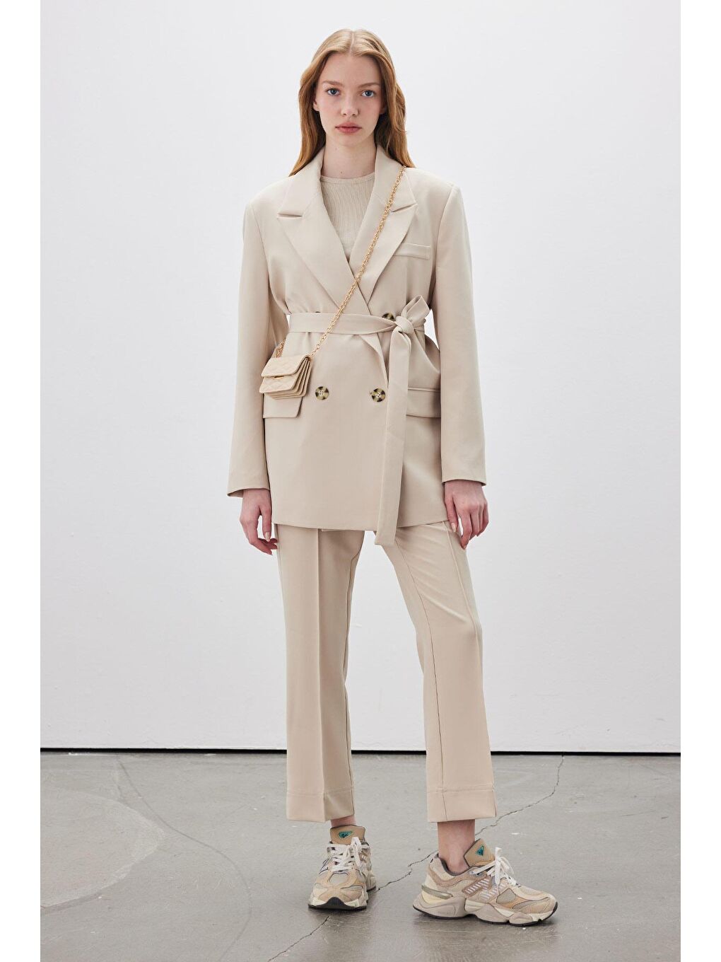 Düz Kesim Kumaş Pantolon Koyu Bej-1