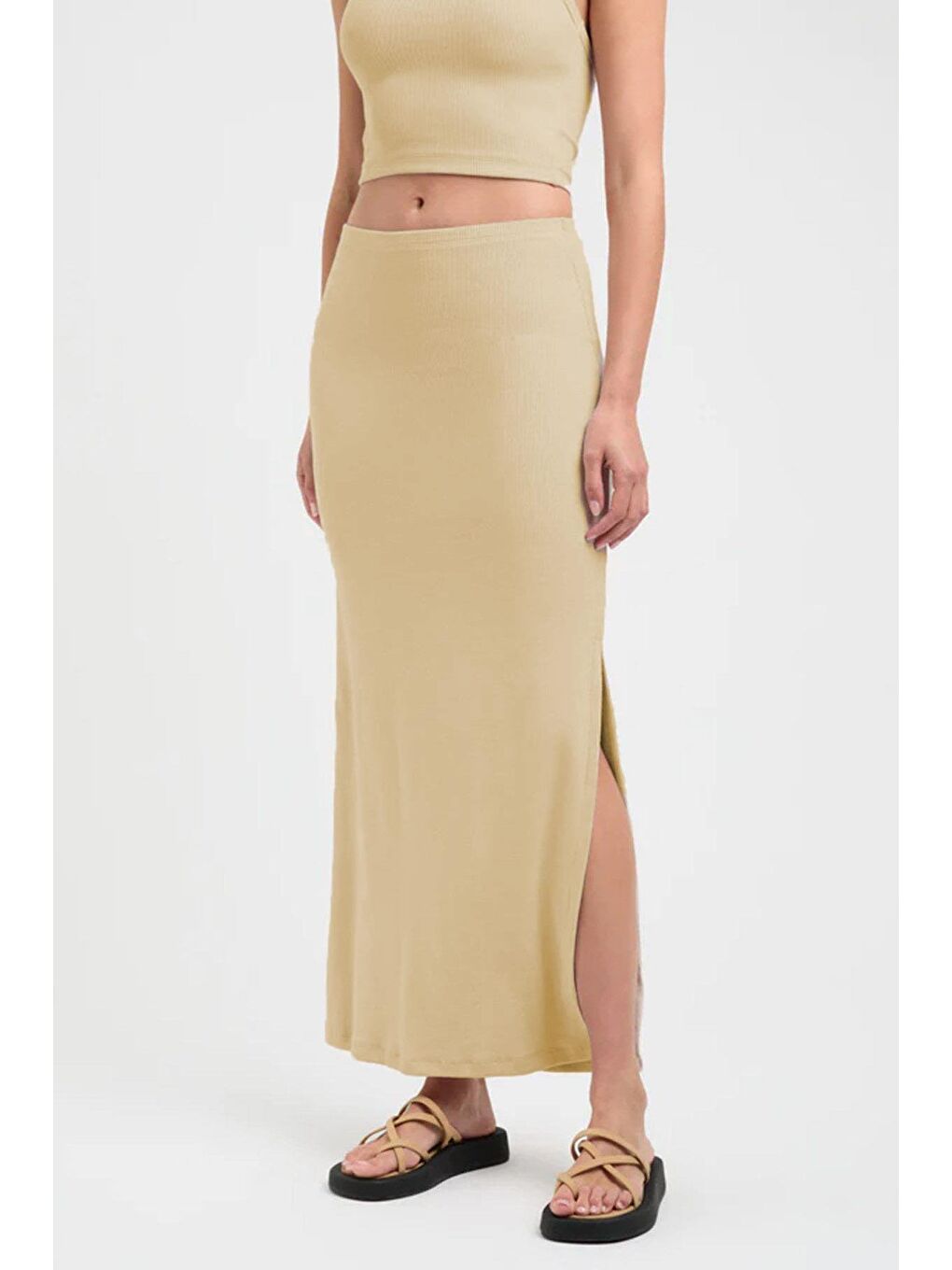 Bej Basic Yırtmaç Detaylı Kadın Uzun Etek Mg1650