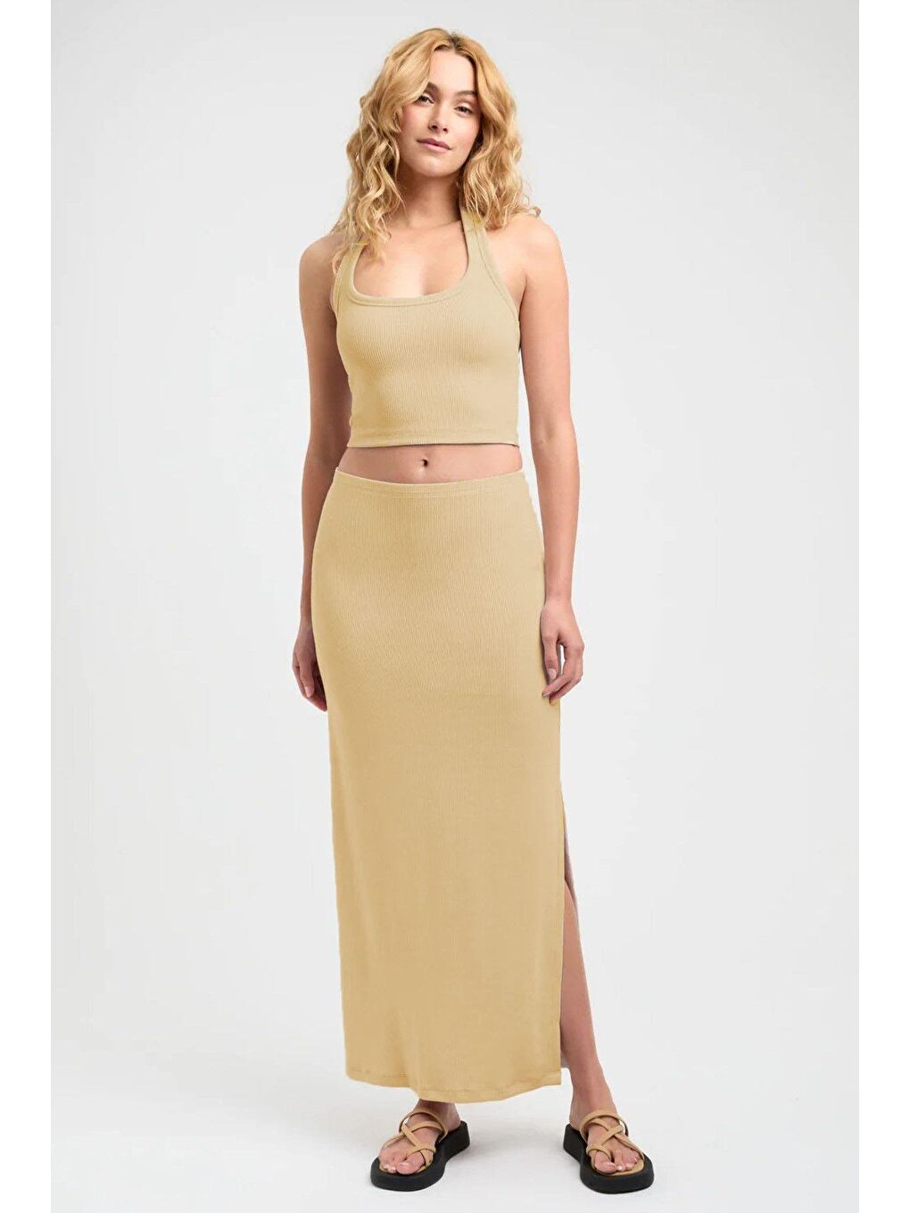Bej Basic Yırtmaç Detaylı Kadın Uzun Etek Mg1650-1