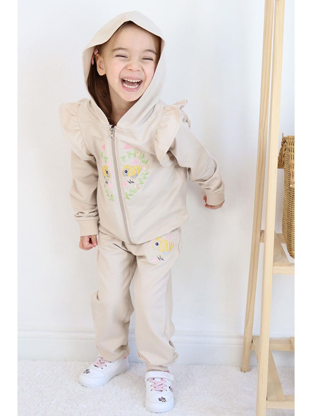 Kız Bebek Eşofman Takım Çiçek & Kuş Nakışlı Bej (1.5 Yaş)-2