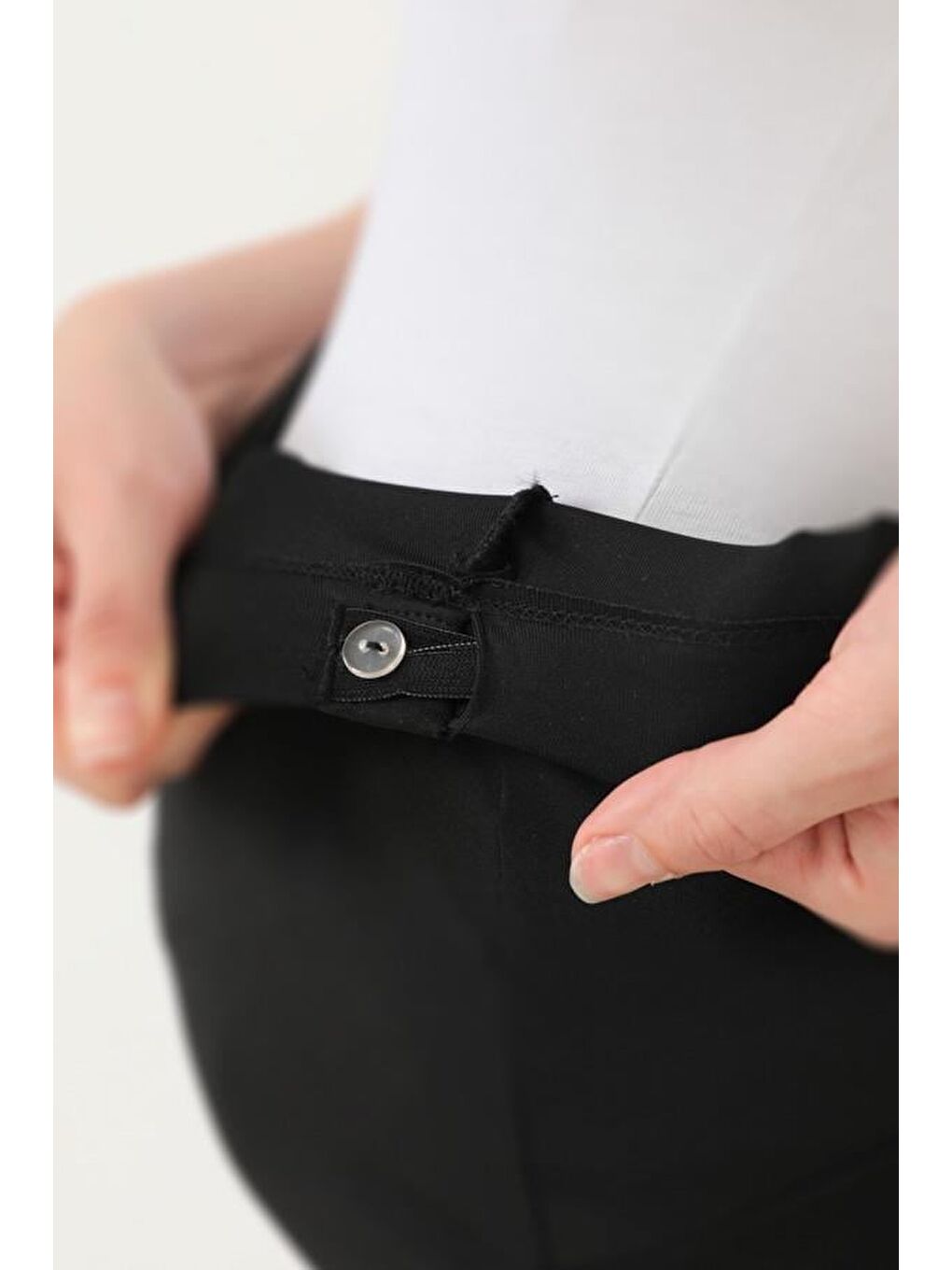 Siyah Esnek Yüksek Bel Çift Cepli Hamile Jogger Eşofman Altı-6