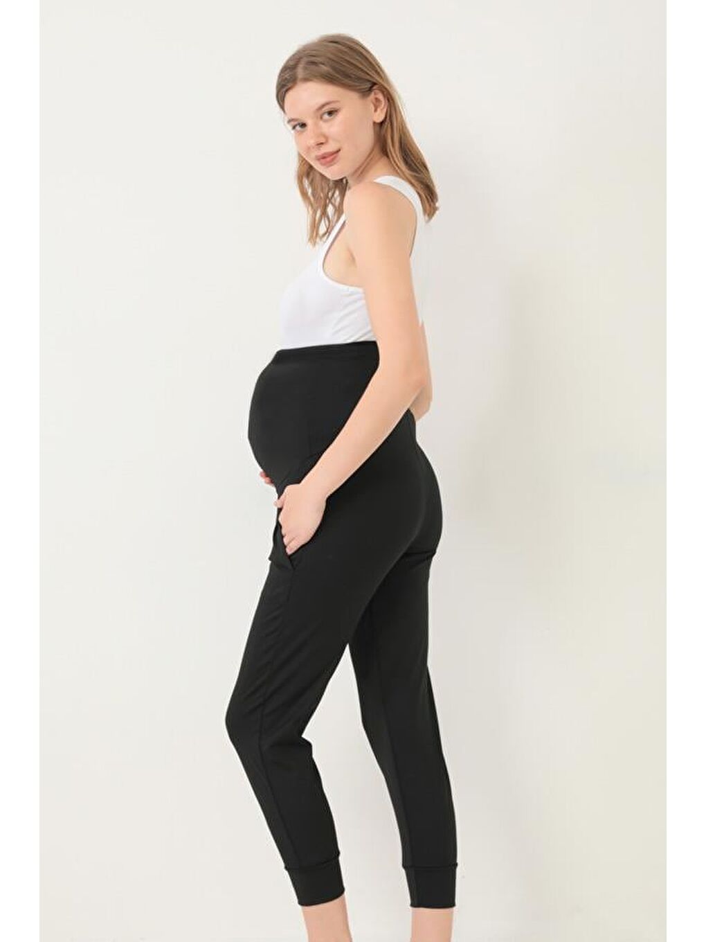 Siyah Esnek Yüksek Bel Çift Cepli Hamile Jogger Eşofman Altı-9