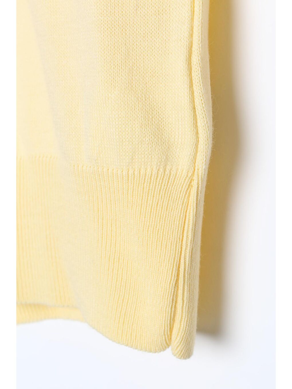 Sarı V Yaka Triko Kazak-4