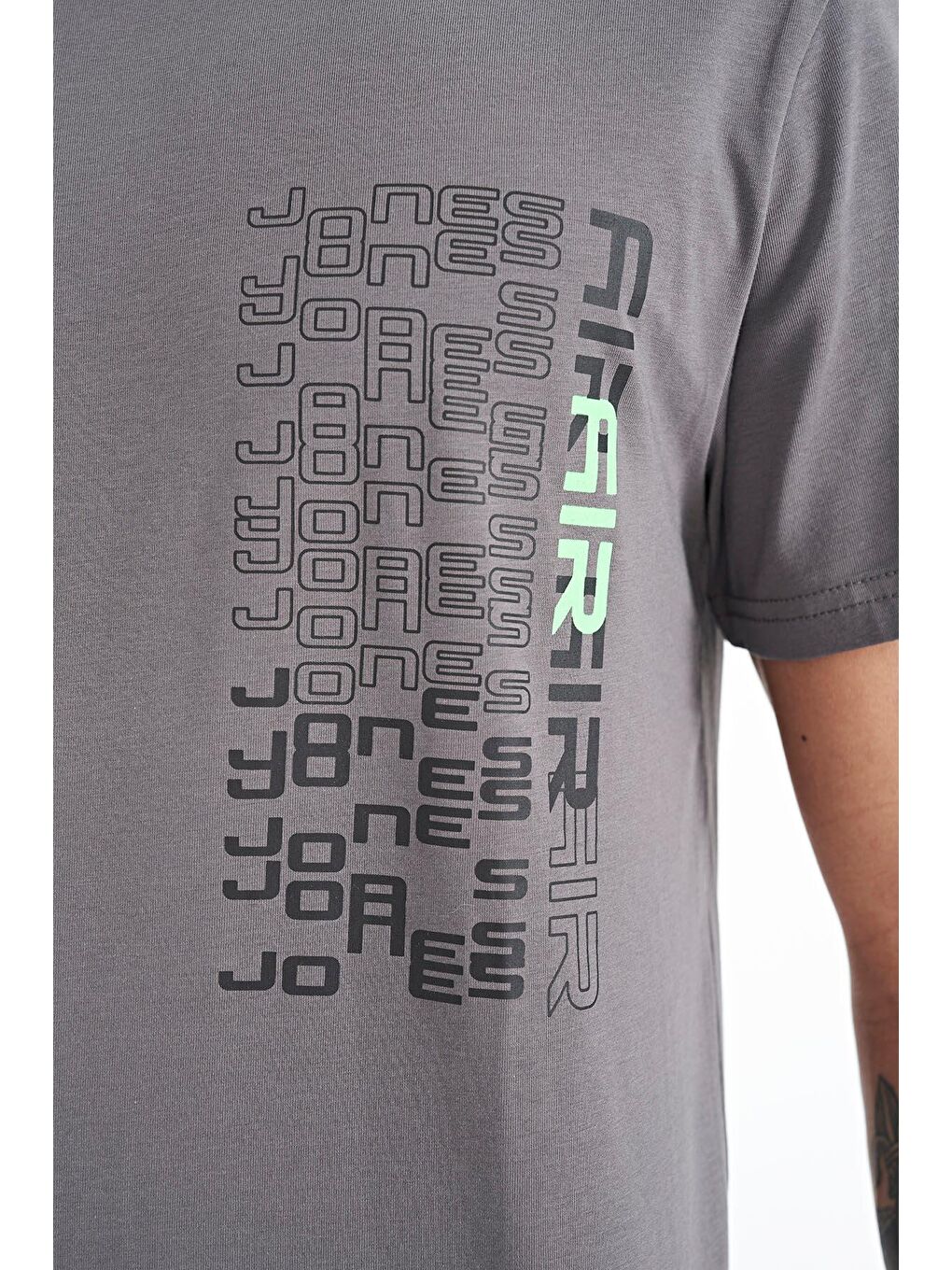 AIR JONES Koyu Gri Alan Koyu Gri Standart Kalıp Erkek T-Shirt - 88208 - 1