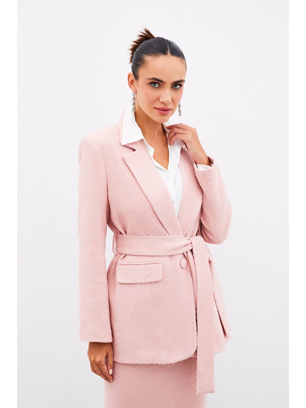 Pembe Kuşaklı Tüvit Ceket - Pudra-7