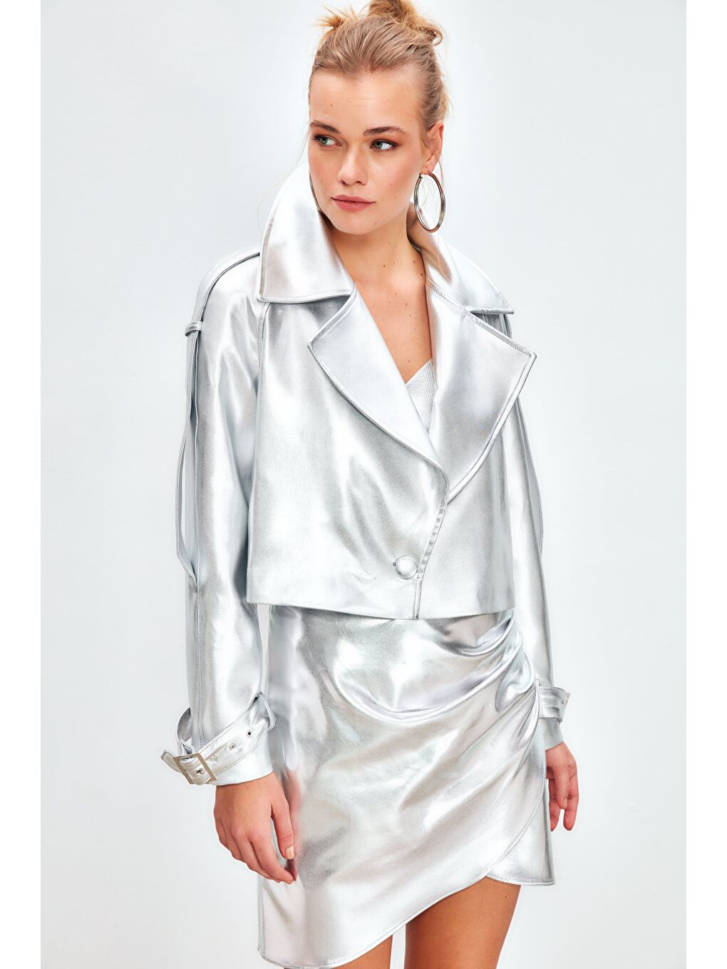 Gri Metalik Kısa Ceket - Gümüş-5
