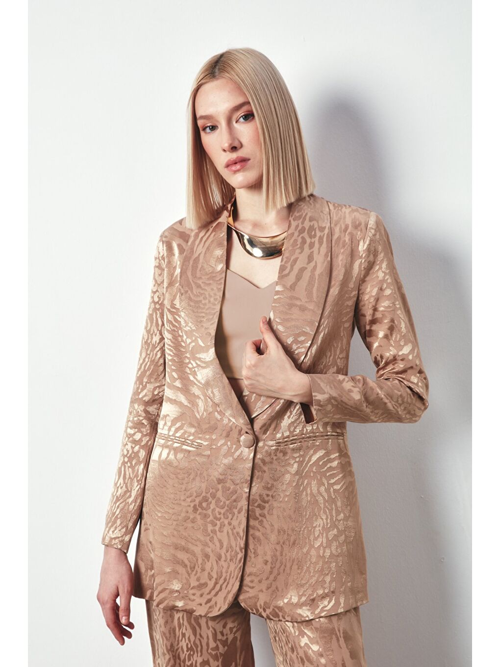 Bej Şal Yaka Desenli Ceket - Vizon-1