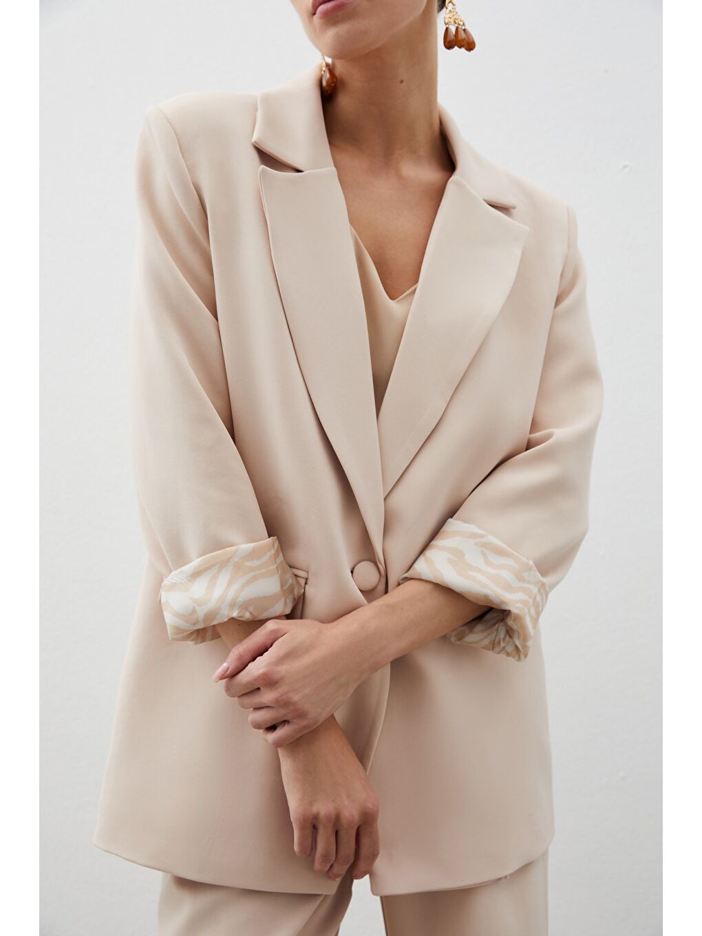 Zebra Astarlı Uzun Ceket - Bej-4