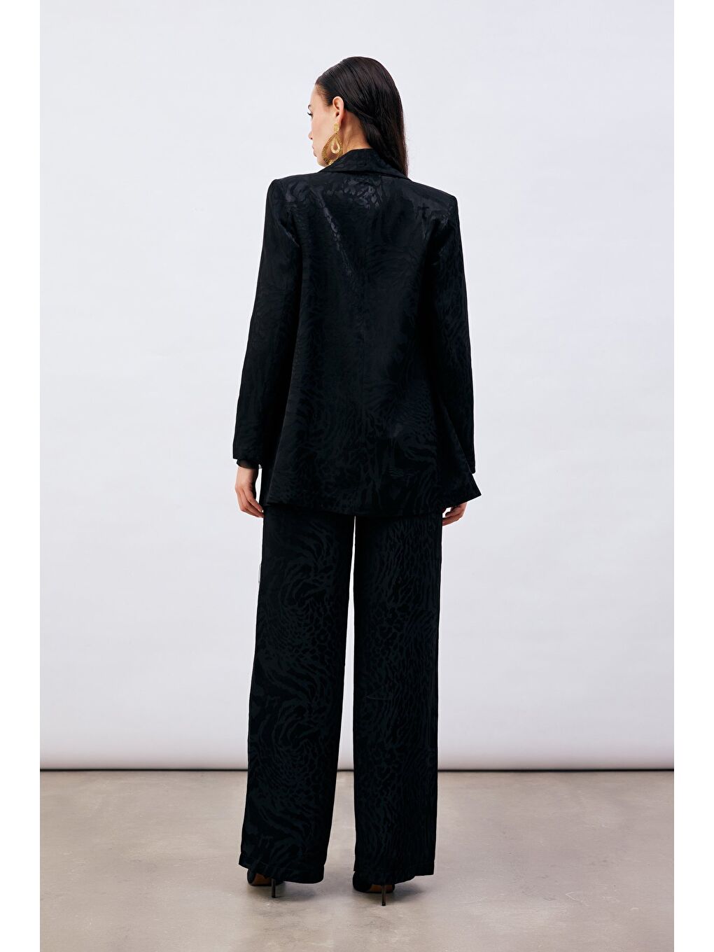 Desenli Saten Ceket - Siyah-5