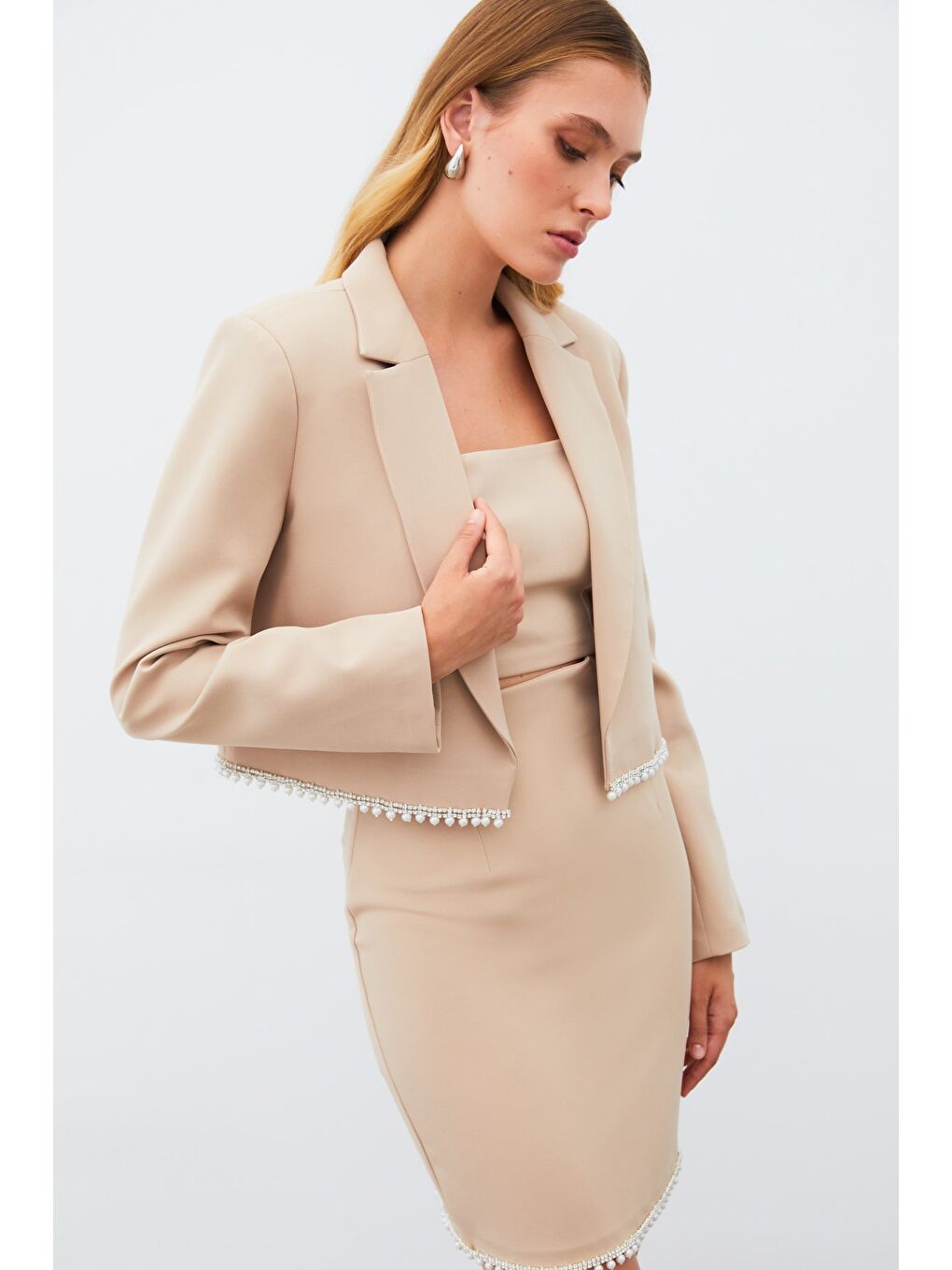 Aksesuarlı Kısa Ceket - Bej-7