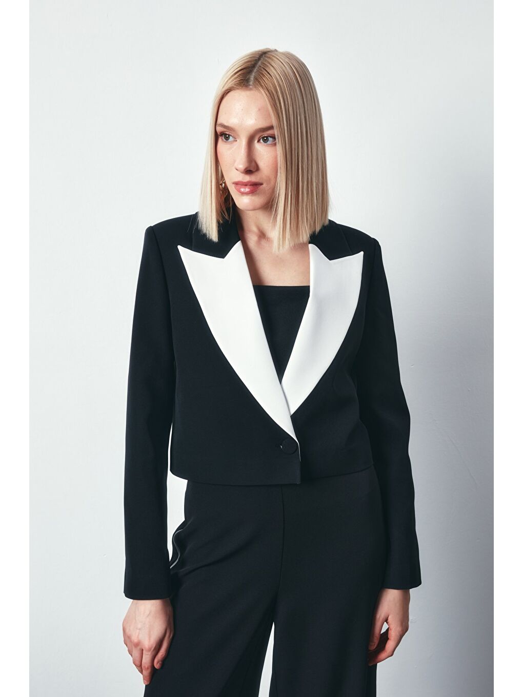 Kontrast Kısa Ceket - Siyah-1