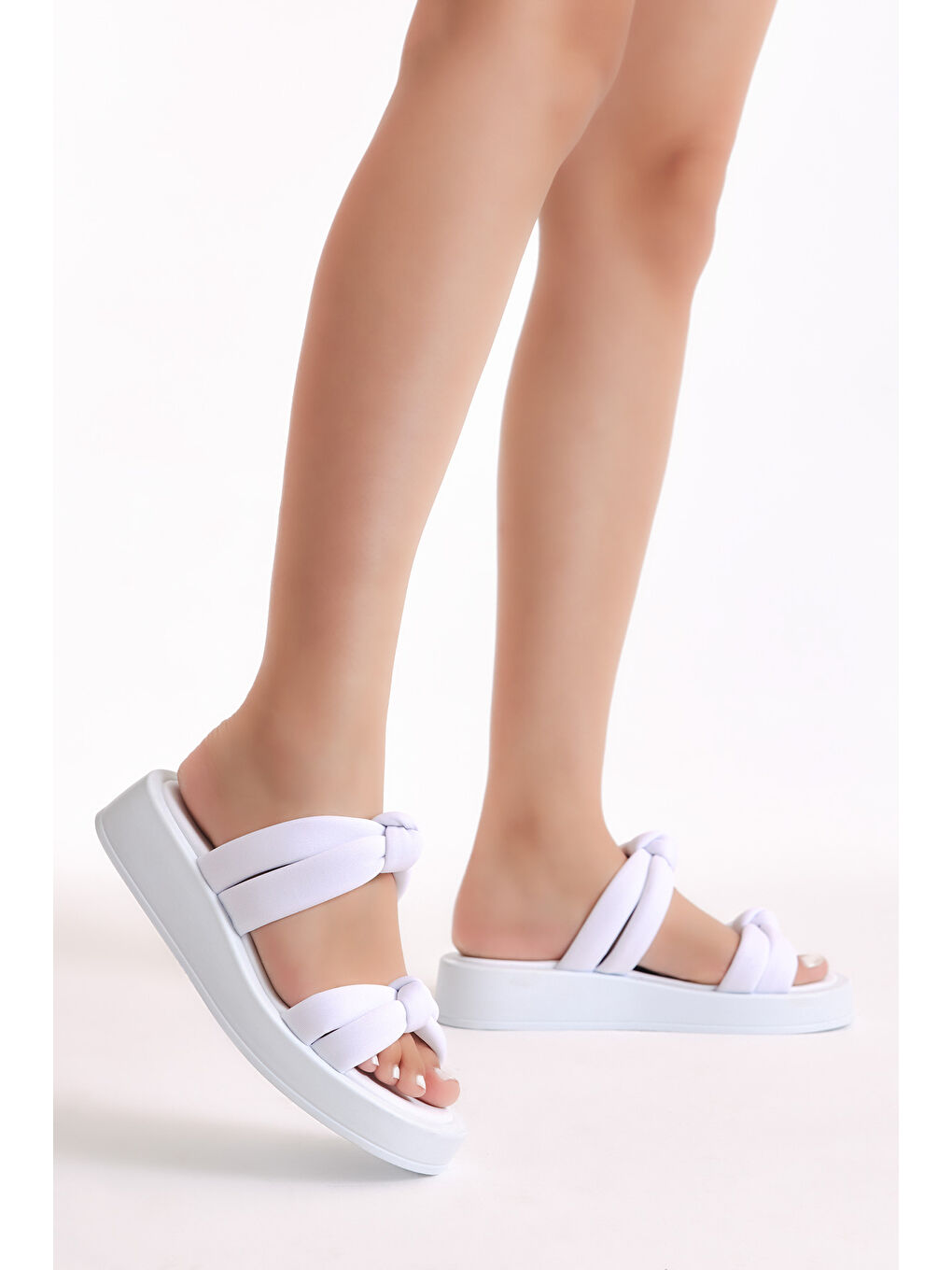 Kadın Beyaz Paraşüt Kumaş Çift Bantlı Yüksek Taban Terlik-1