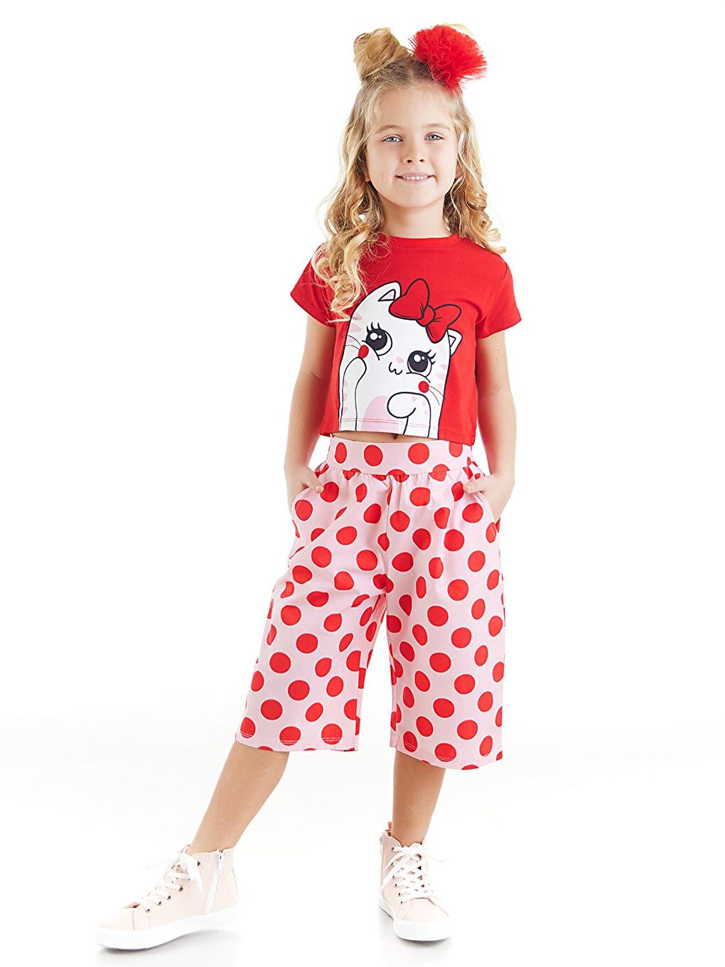 Denokids Karışık Ponçik Kedi Kız Çocuk T-shirt Dokuma Kapri Takım