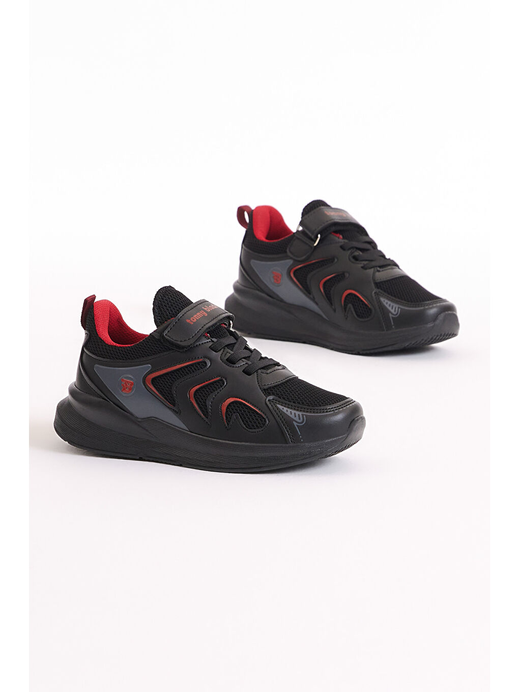 Çocuk Unisex Siyah Kırmızı Nefes Alabilen Kumaş Desenli Cırtlı Spor Ayakkabı-1