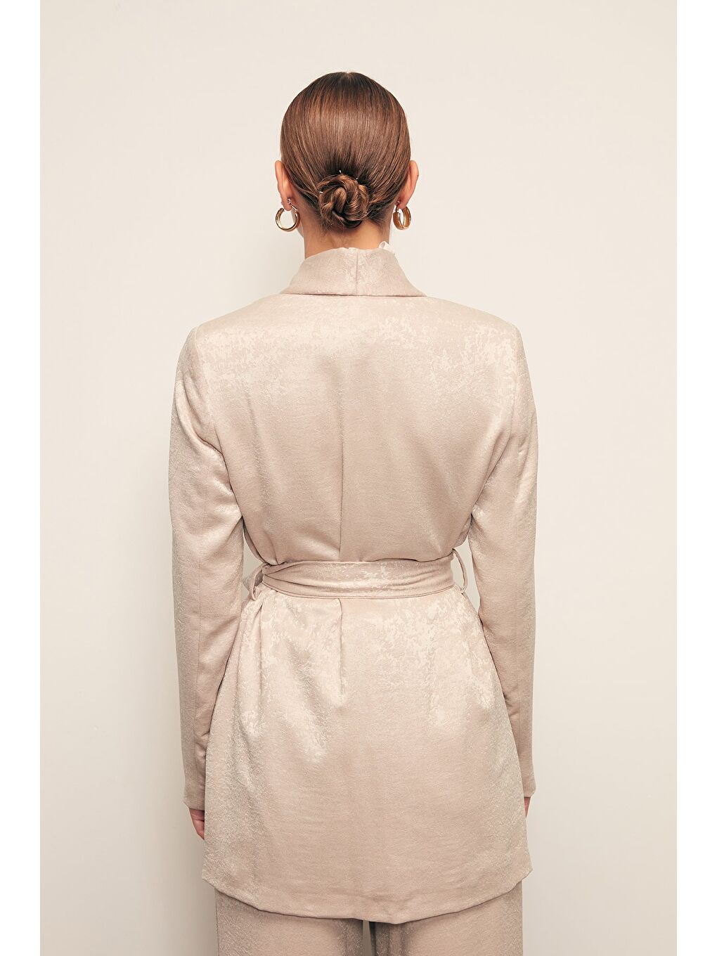 Kuşaklı Uzun Ceket - Bej-4