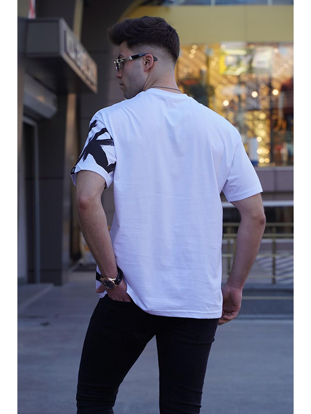 Erkek Beyaz Overfit Desenli %100 Pamuk Tişört 5811-1