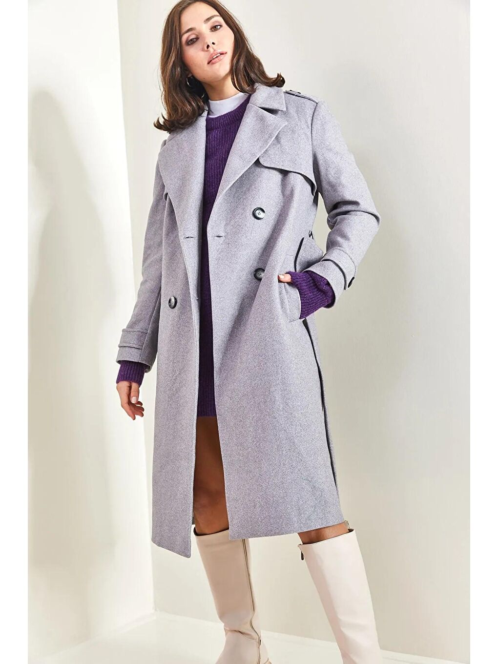 Gri Kadın Apoletli 4 Düğmeli Kuşaklı Kaban