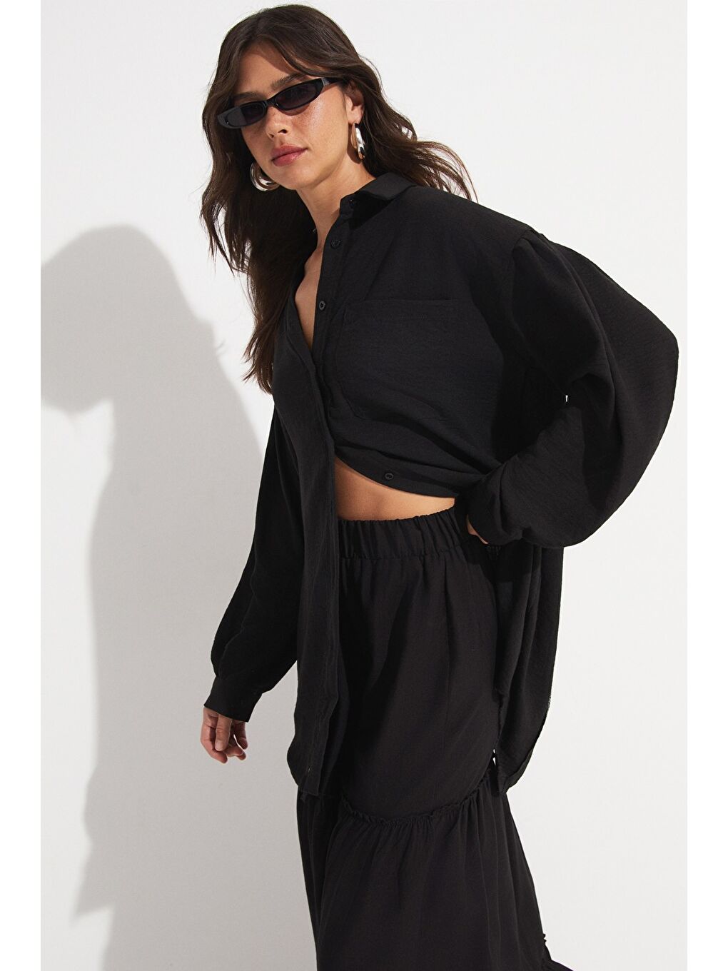 Siyah Exclusive Viskon Karışımlı Gömlek-4