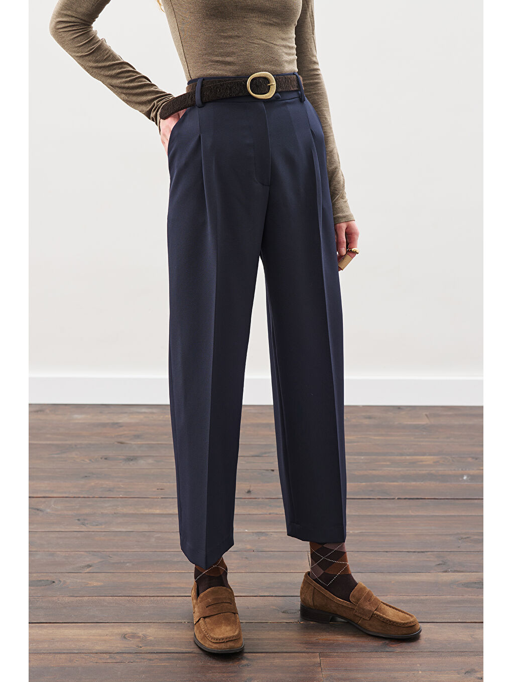 Pile Detaylı Düz Kesim Pantolon Lacivert-2