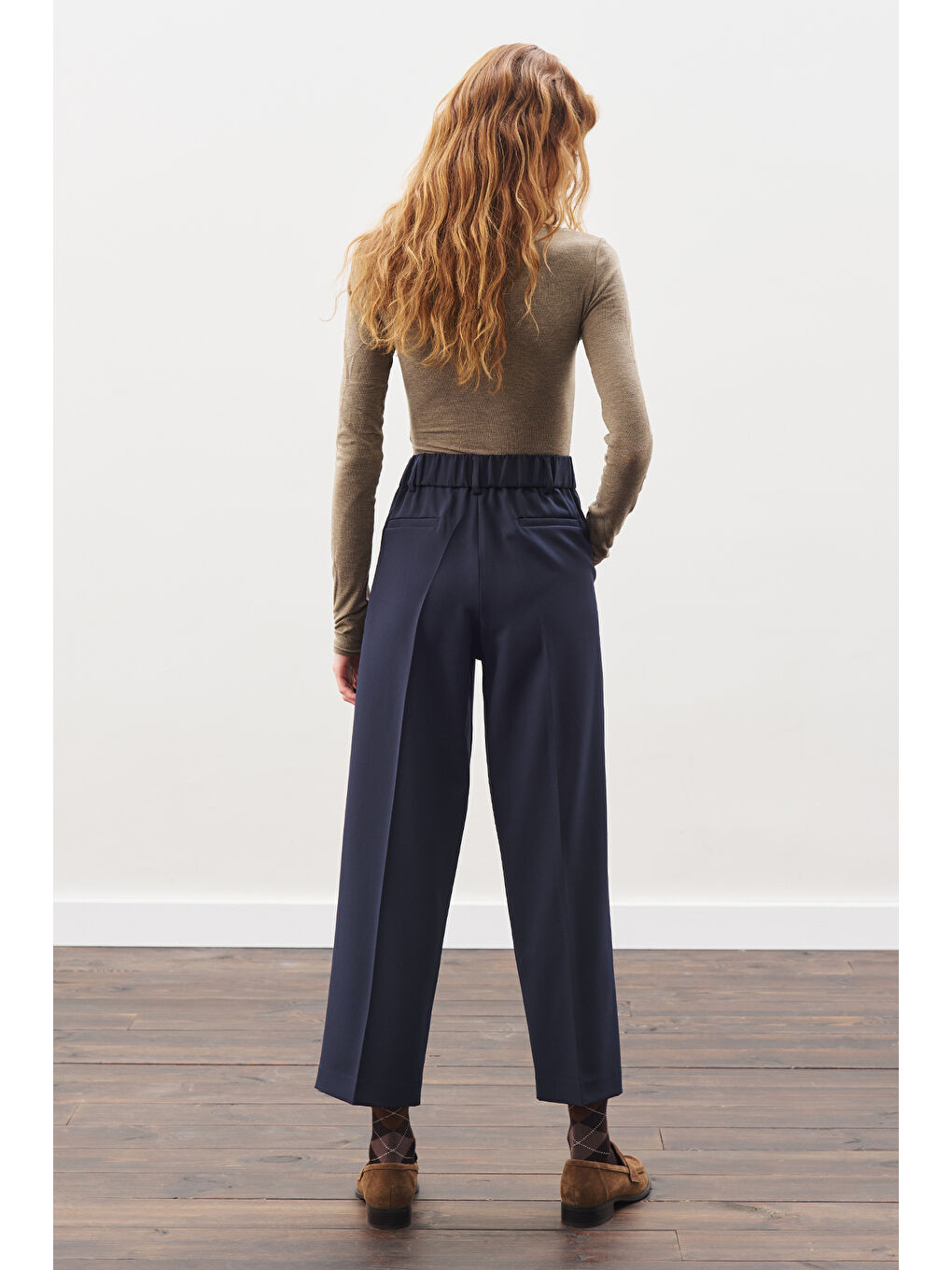 Pile Detaylı Düz Kesim Pantolon Lacivert-3