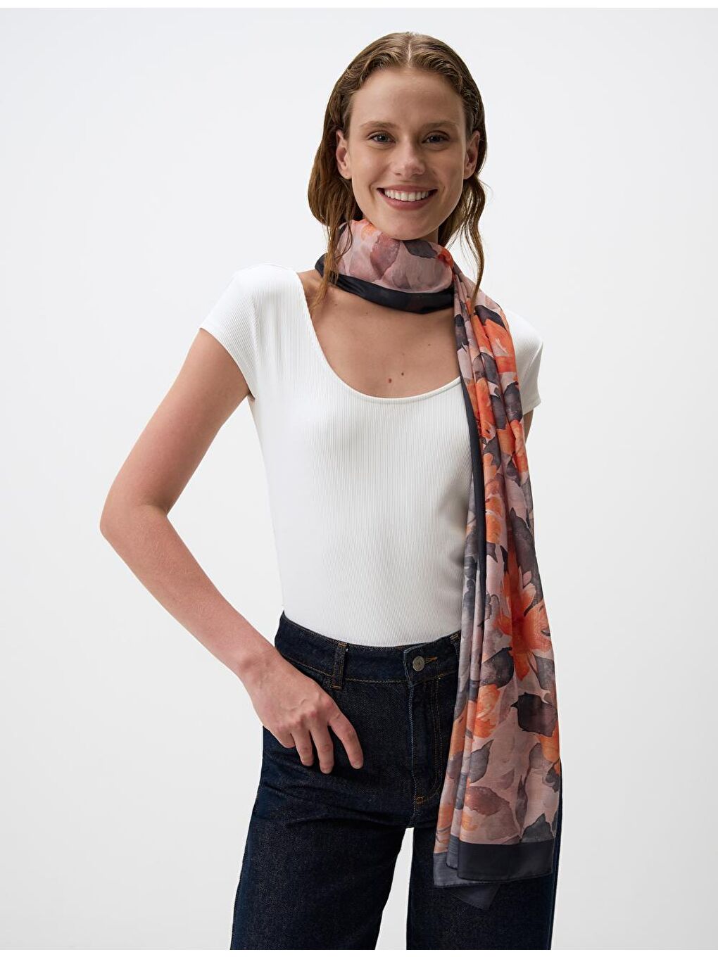 Turuncu Zarif Desenli Şal-5