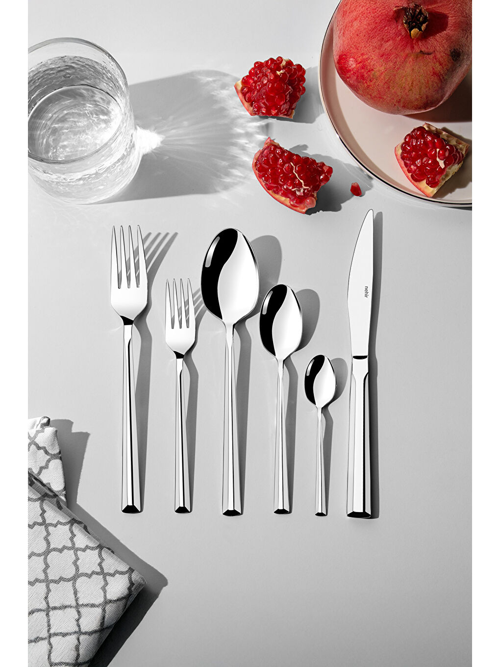 Gri Milano Sade 6 Kişilik 36 Parça Kutulu Çatal Kaşık Bıçak Takımı