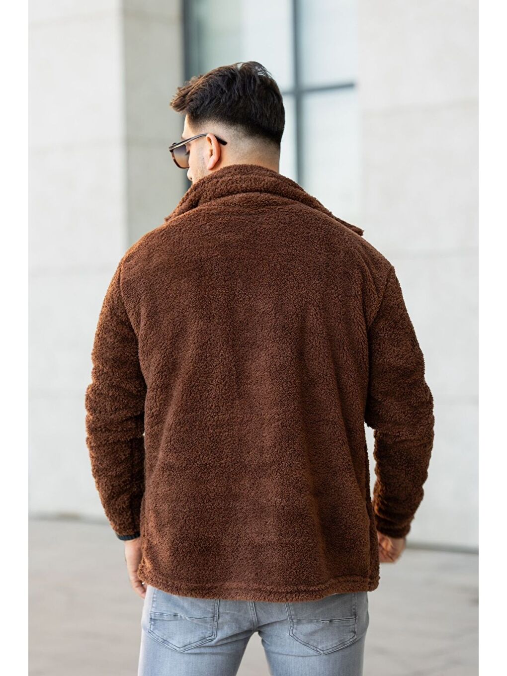 Kahverengi Gömlek Yaka Göğüs Cep Detaylı Düğmeli Erkek Polar Mont Mont-2