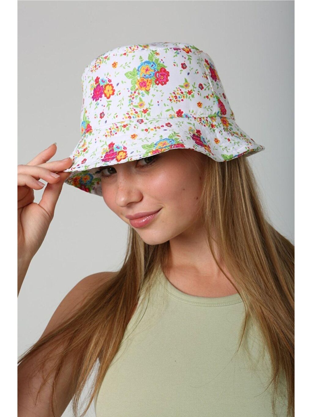 Kadın Beyaz Çiçekli Bucket Balıkçı Kova Şapka Spk81-5