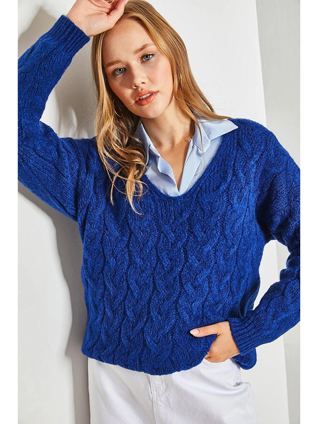 Mavi Kadın Saç Örgü Desenli Triko Örme Kazak-1