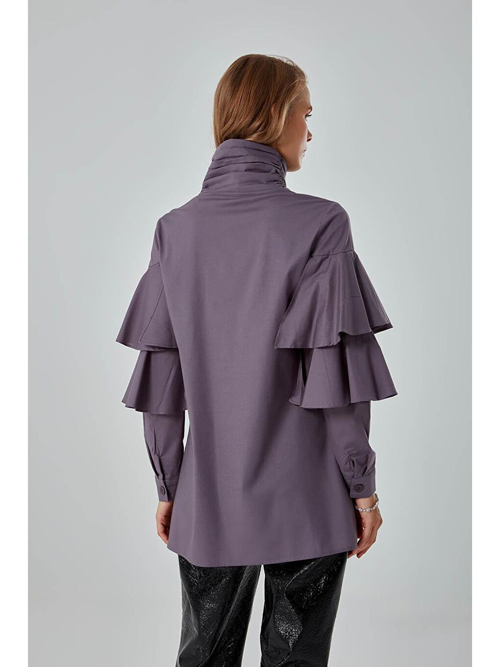 Fırfır Detaylı Gri Gömlek-6