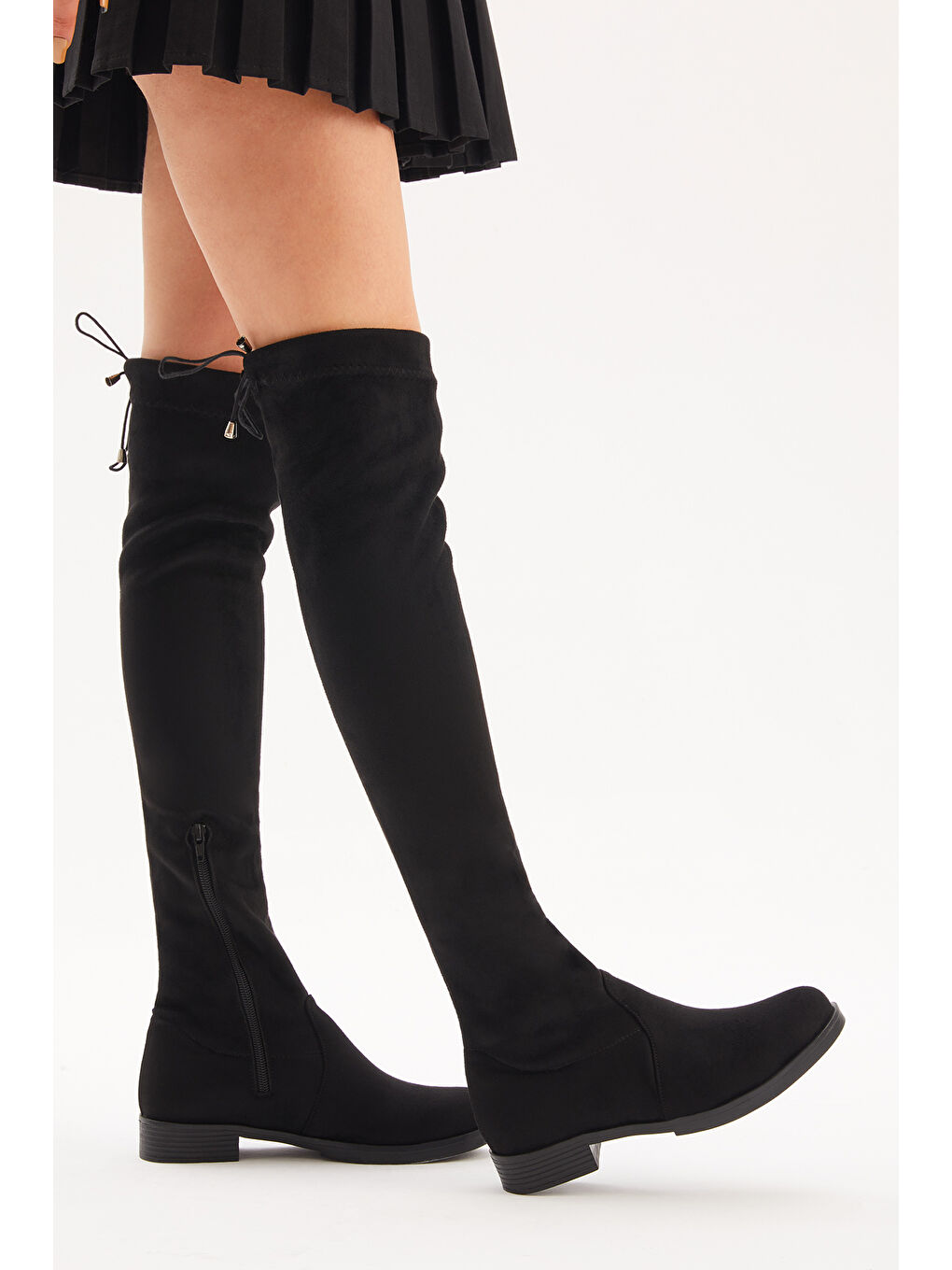 Kadın Siyah Süet Rahat Kalıp Yanı Fermuarlı Strec Çizme