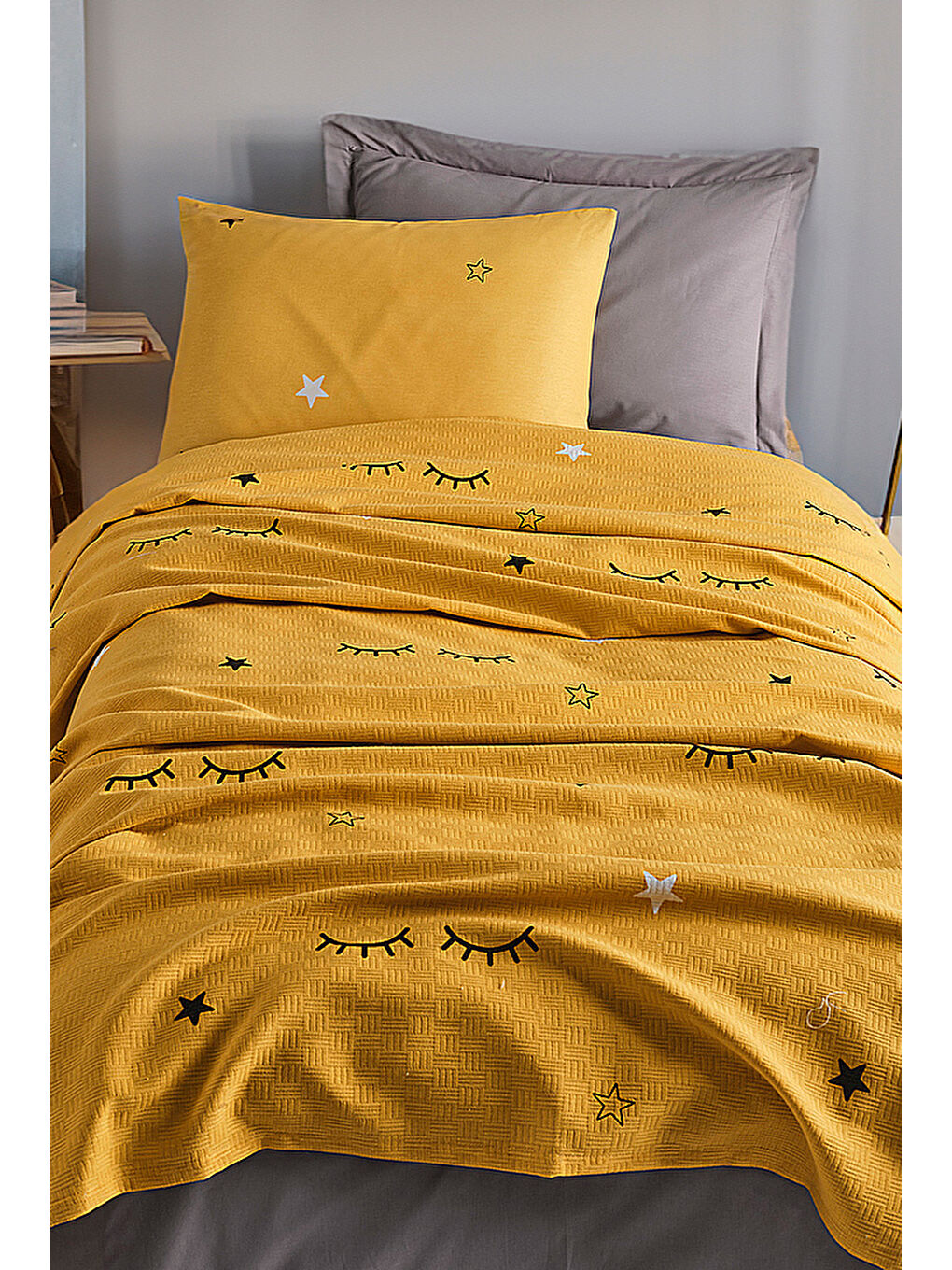 Tek Kişilik Baskılı Pike Takımı Sarı %100 Pamuk-1