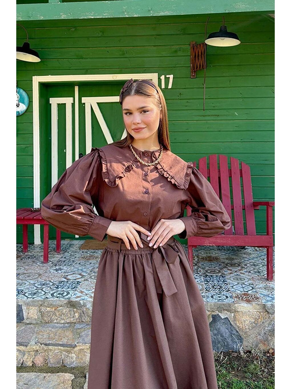 Kahverengi Acı Kahve Balon Etek Acı Kahve Yakası Fırfırlı Crop Gömlek Takım