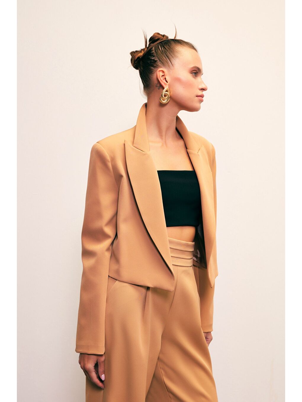 Kahverengi Şal Yaka Kısa Ceket - Camel-4