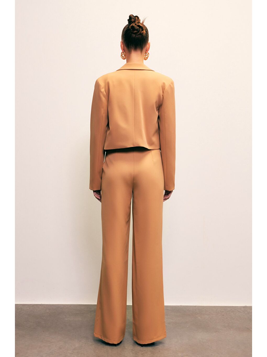 Kahverengi Şal Yaka Kısa Ceket - Camel-5