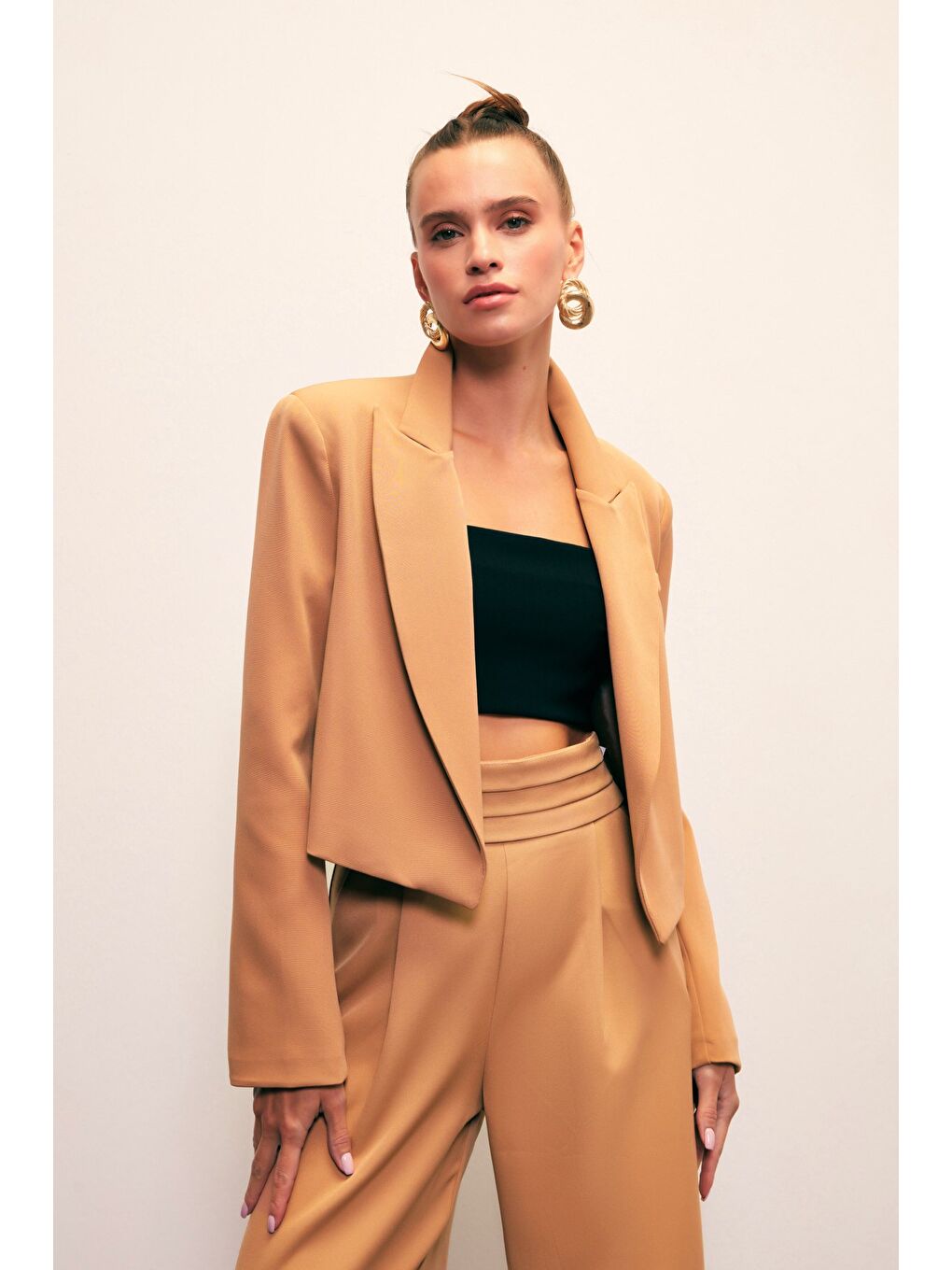 Kahverengi Şal Yaka Kısa Ceket - Camel-7