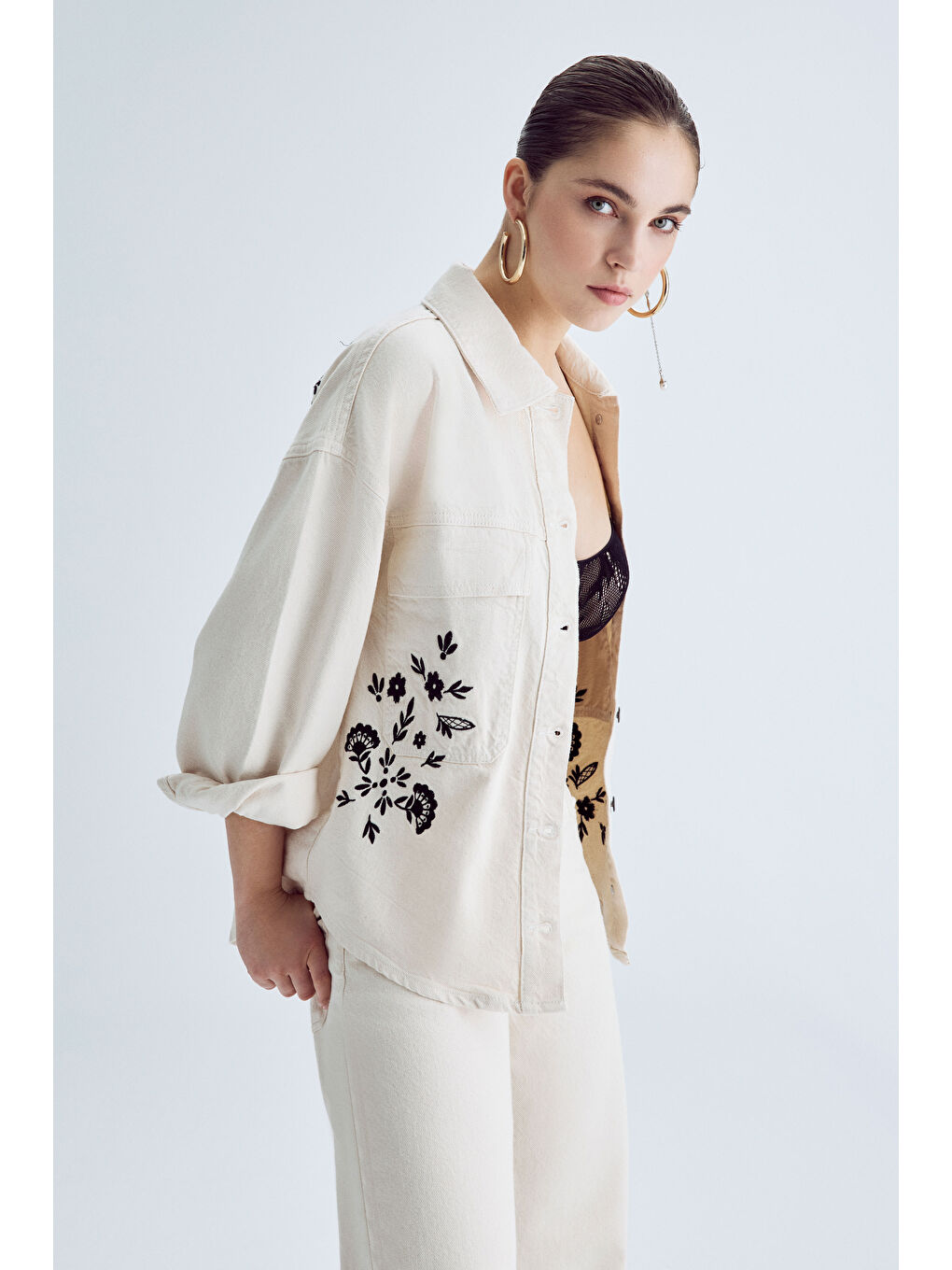 Bej Kadın Raw Renk 7S569 Nakışlı Tasarım Oversize Denim Ceket