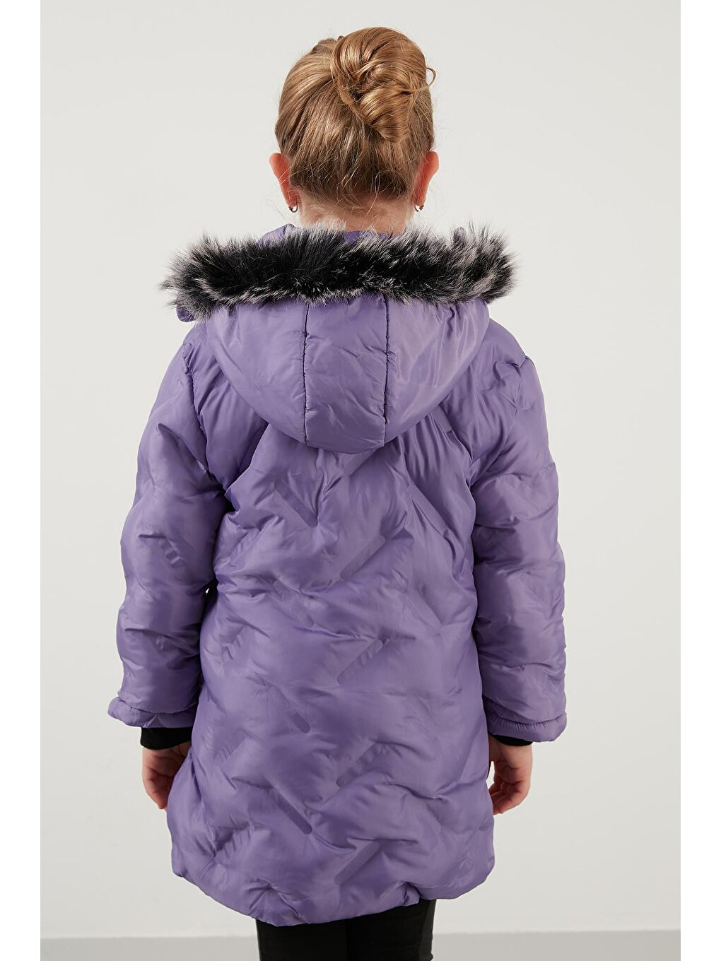 Lila İçi Peluş Astarlı Çıkarılabilir Kapüşonlu Cepli Kışlık Mont 5760004-4
