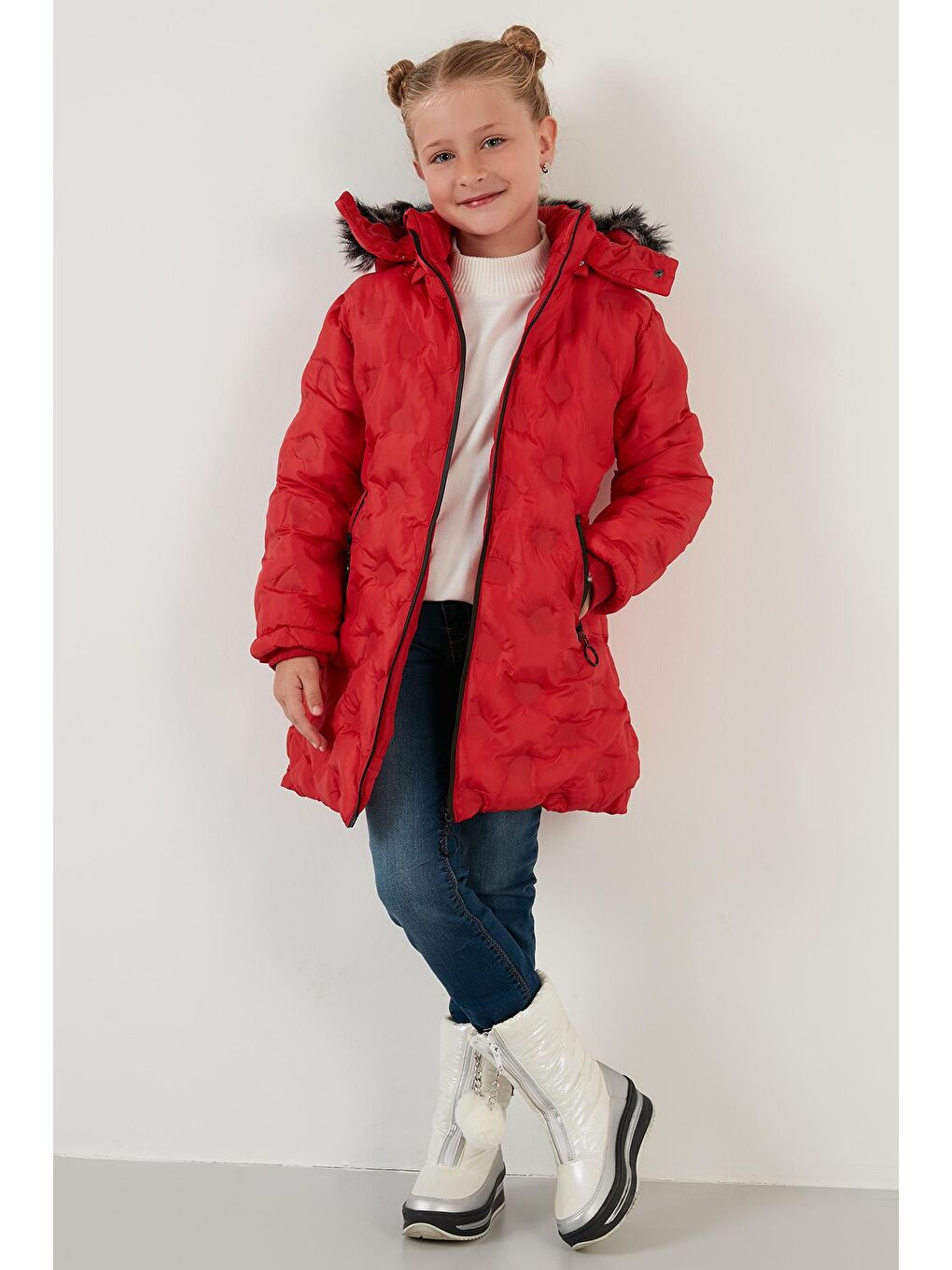 Kırmızı Yakası Suni Kürklü Çıkarılabilir Kapüşonlu Peluş Astarlı Kışlık Uzun Mont 5760003