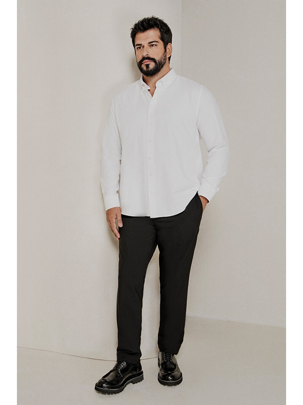 Erkek Siyah-Beyaz 2'li Pamuklu Kolay Ütülenebilir Slim Fit Dar Kesim Oxford Gömlek Paketi-5