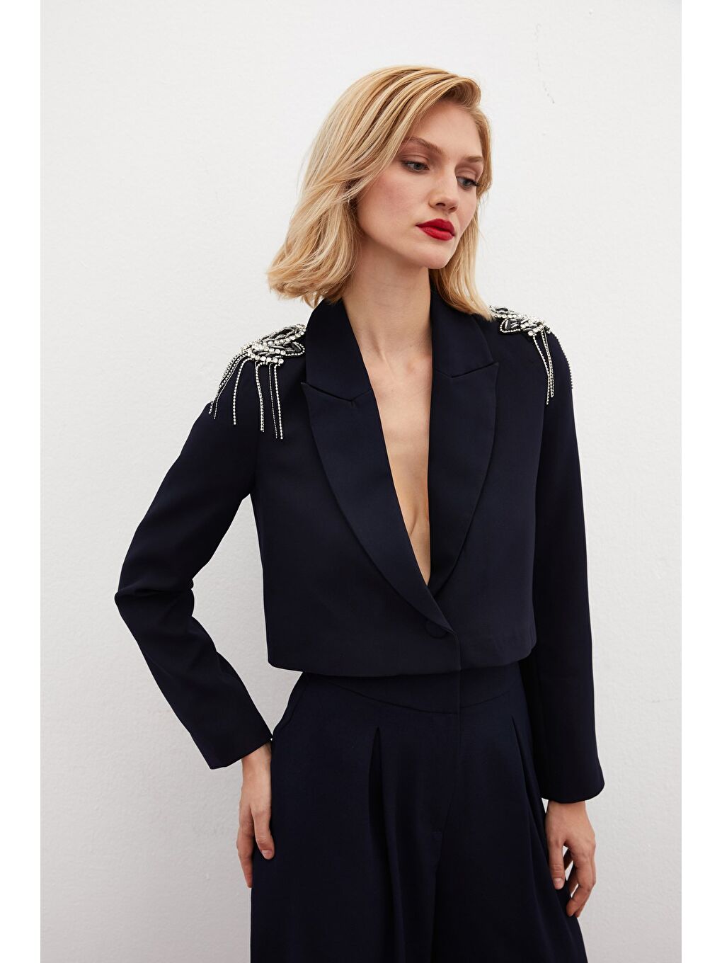 Omuz Aksesuarlı Kısa Ceket - Lacivert-5