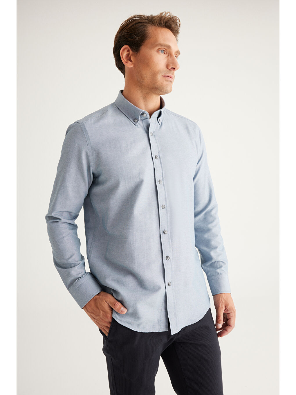 Erkek Gri Tailored Slim Fit Dar Kesim Düğmeli Yaka Oxford Gömlek-3