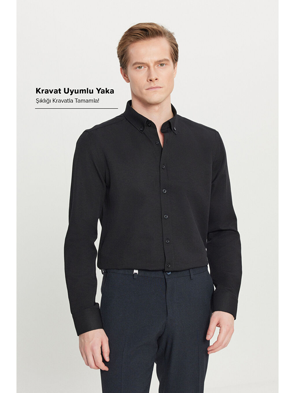 Erkek Siyah Tailored Slim Fit Dar Kesim Düğmeli Yaka Oxford Gömlek