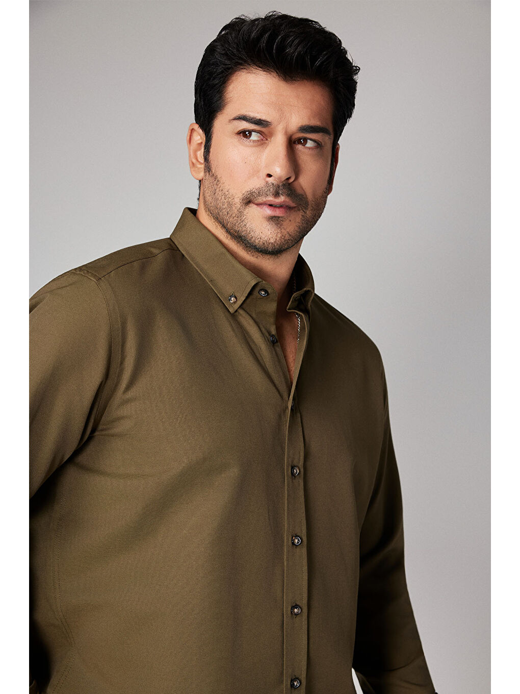 Erkek Haki Tailored Slim Fit Dar Kesim Düğmeli Yaka Oxford Gömlek-1